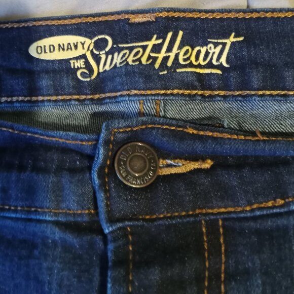 Old Navy Woman's Plus ' The Sweetheart ' Style Jeans - Size 20 - Dark Wash - Picture 3 of 6